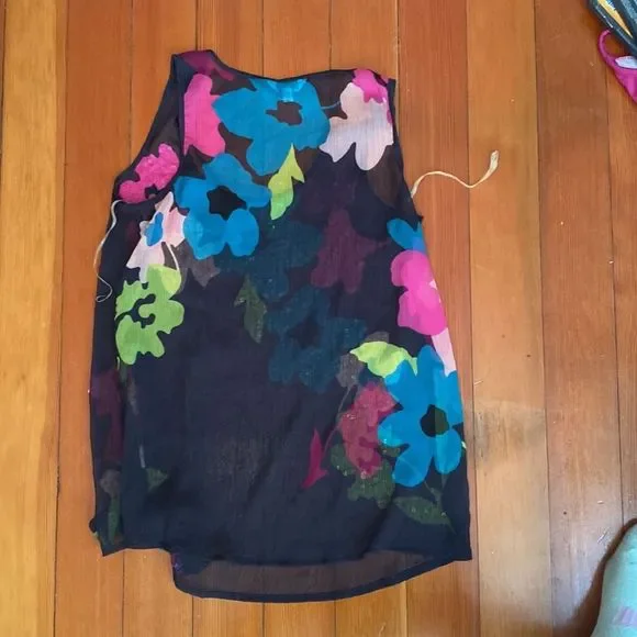 Candies Sparkle Top - Picture 2 of 2